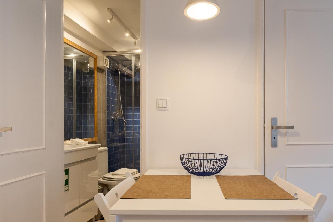 Contemporary Apartment In Chiado 3 Lisboa Exterior foto