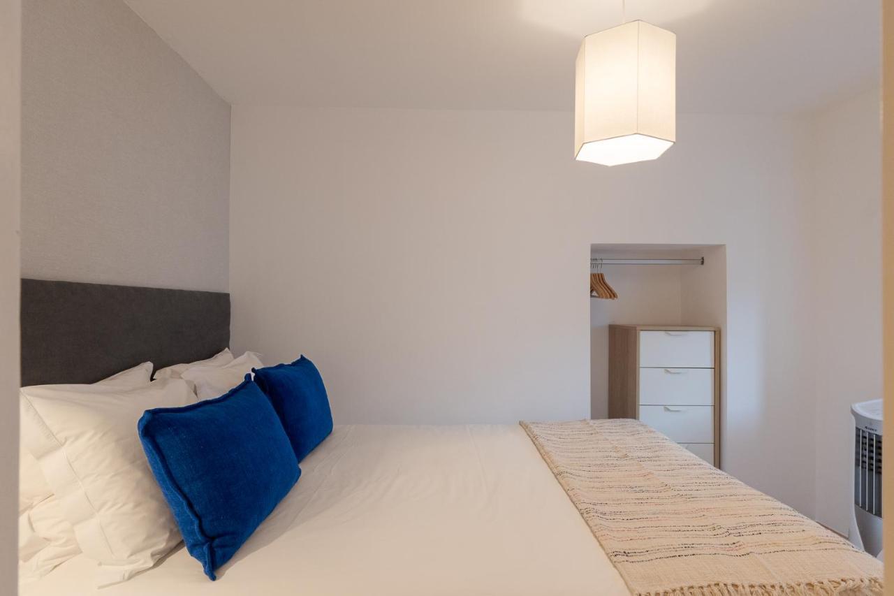 Contemporary Apartment In Chiado 3 Lisboa Exterior foto